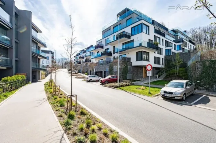 Pronájem bytu 4+kk, Praha - Košíře, Lerausova, 128 m2