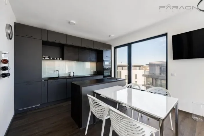 Pronájem bytu 4+kk, Praha - Košíře, Lerausova, 128 m2