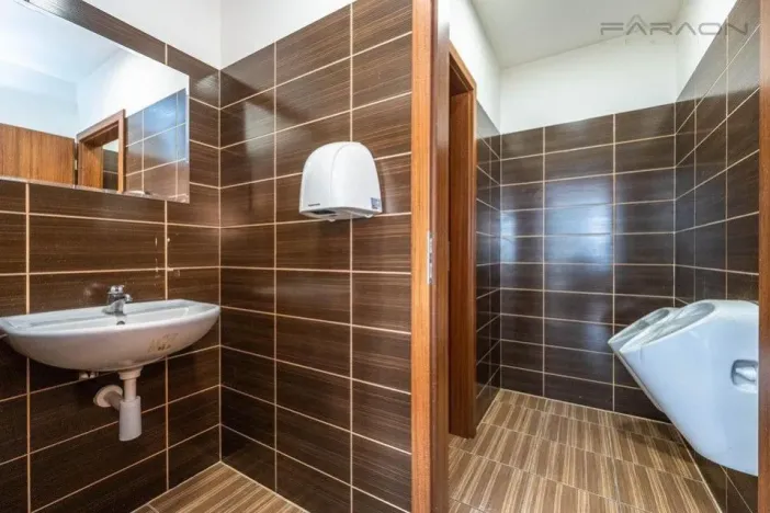 Pronájem obchodního prostoru, Praha - Stodůlky, Prusíkova, 102 m2