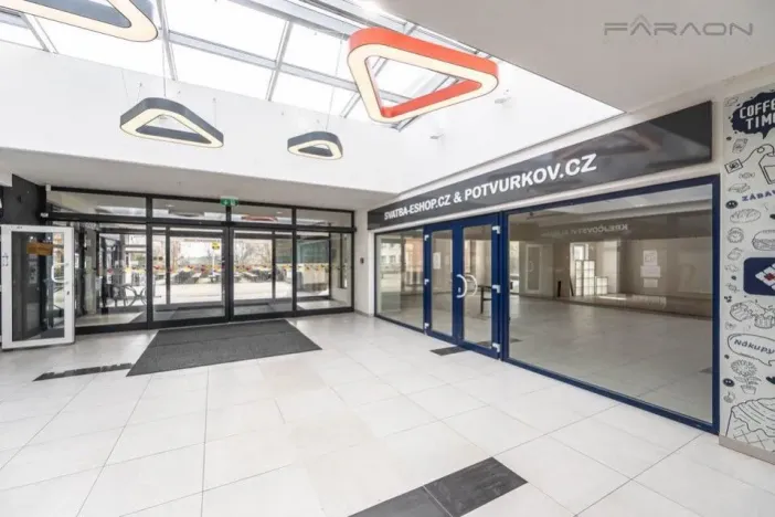 Pronájem obchodního prostoru, Praha - Stodůlky, Prusíkova, 102 m2