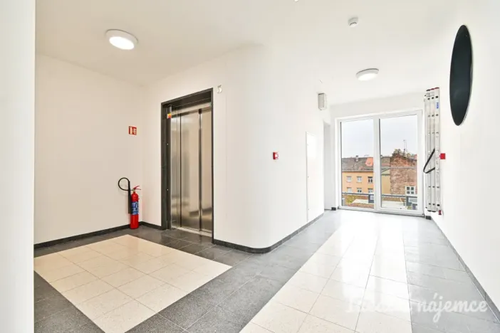Pronájem bytu 1+kk, Brno - Zábrdovice, Spolková, 34 m2