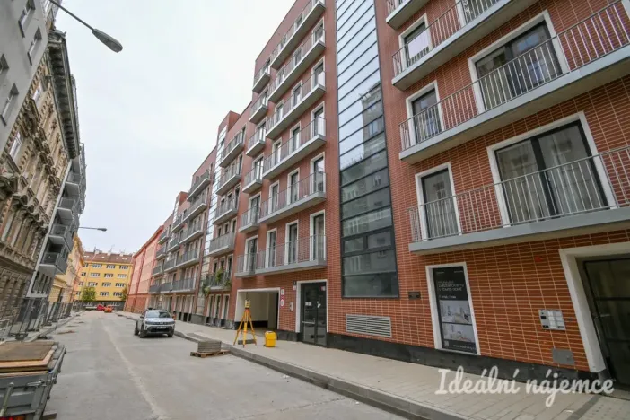 Pronájem bytu 1+kk, Brno - Zábrdovice, Spolková, 34 m2