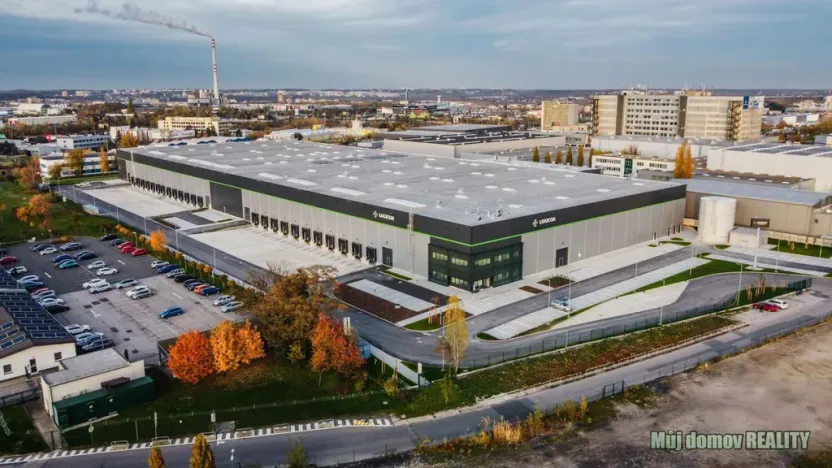 Pronájem skladu, Praha - Hostivař, K pérovně, 5625 m2