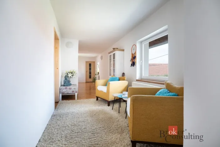 Prodej zemědělské usedlosti, Jinín, 254 m2