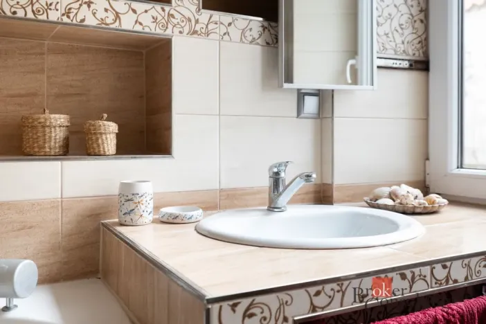 Prodej zemědělské usedlosti, Jinín, 254 m2