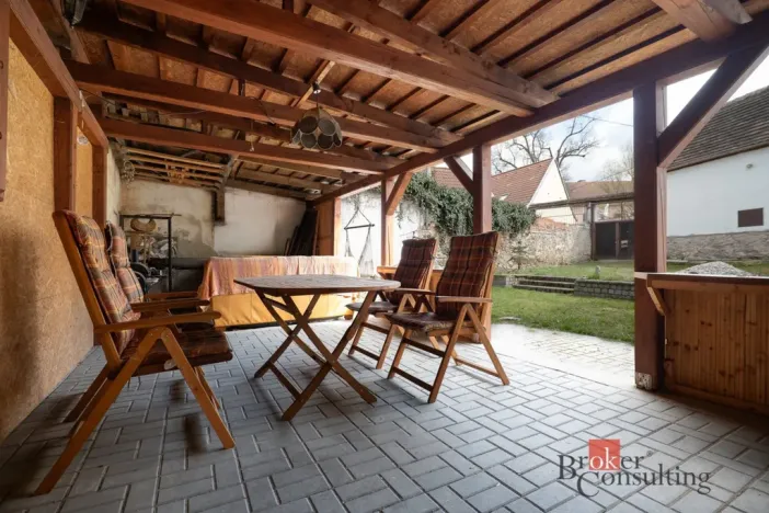 Prodej zemědělské usedlosti, Jinín, 254 m2