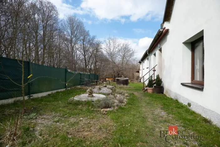 Prodej zemědělské usedlosti, Jinín, 254 m2