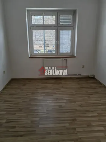 Pronájem bytu 2+1, Děčín - Děčín III-Staré Město, Litoměřická, 57 m2