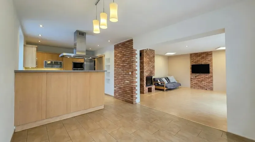 Pronájem rodinného domu, Louny, Platanová, 230 m2