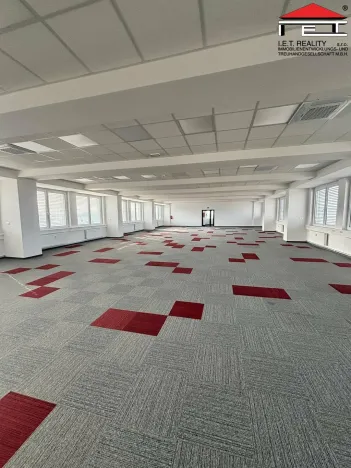 Pronájem kanceláře, Frýdek-Místek, Míru, 800 m2