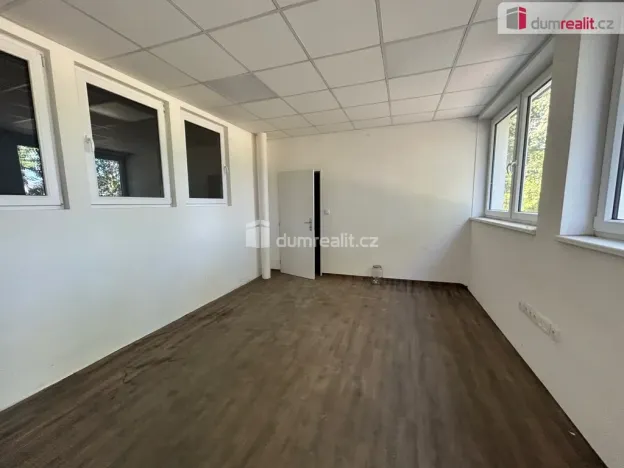 Pronájem skladu, Kolín - Kolín IV, Polepská, 214 m2