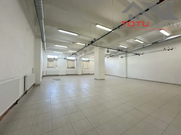 Pronájem obchodního prostoru, Jaroměř, Husova, 205 m2