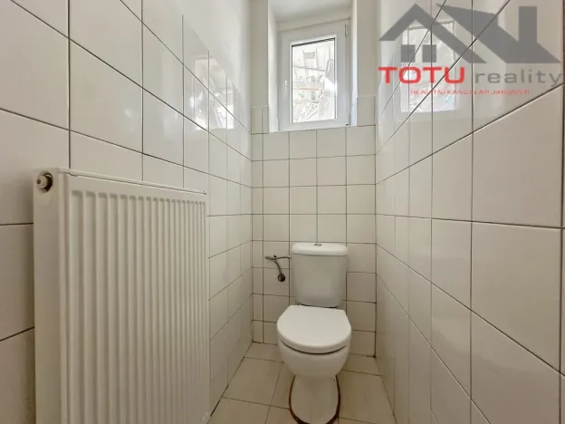 Pronájem obchodního prostoru, Jaroměř, Husova, 205 m2