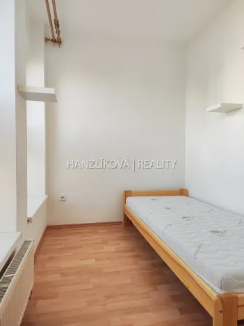 Pronájem bytu 1+1, České Budějovice - České Budějovice 3, Rudolfovská tř., 35 m2