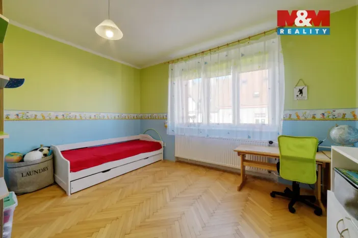 Prodej bytu 3+1, Cheb, Valdštejnova, 86 m2