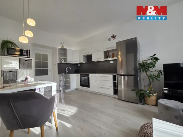 Pronájem bytu 2+kk, Praha - Libeň, U svobodárny, 46 m2