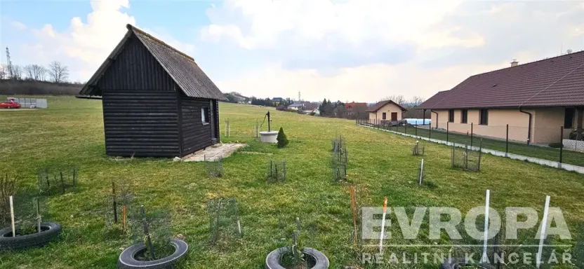 Pronájem zahrady, Sobětuchy, 300 m2