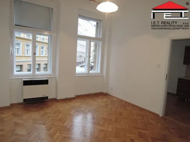 Pronájem bytu 1+1, Praha - Žižkov, Bořivojova, 38 m2