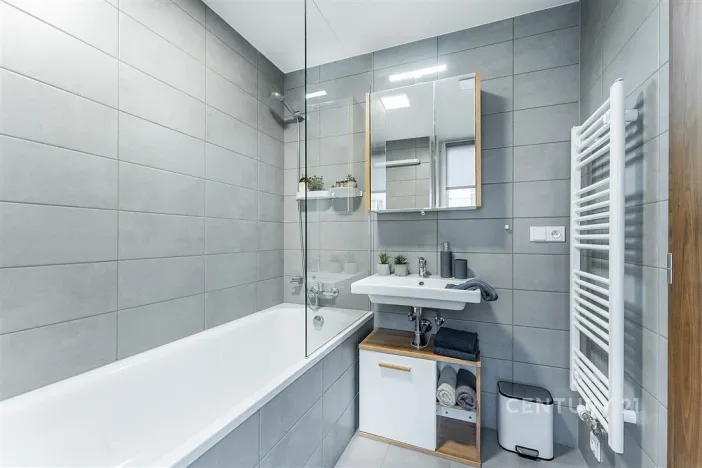 Pronájem bytu 2+kk, Praha, Plzeňská, 43 m2