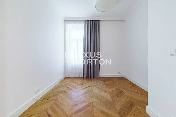 Prodej bytu 4+kk, Praha - Bubeneč, Puškinovo náměstí, 147 m2