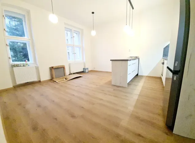Pronájem bytu 3+kk, Praha - Bubeneč, Eliášova, 90 m2