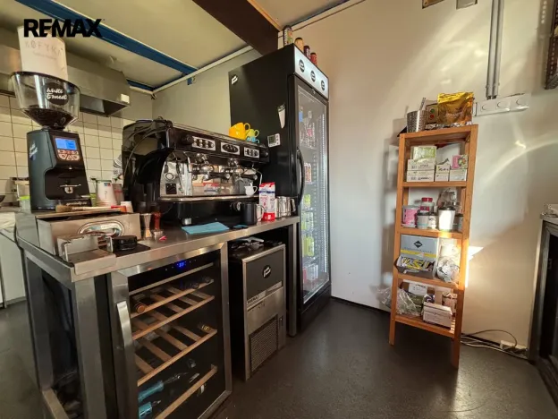 Pronájem restaurace, Zvole, Hlavní, 100 m2