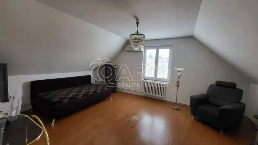 Pronájem rodinného domu, Praha - Horní Počernice, Lukavecká, 140 m2