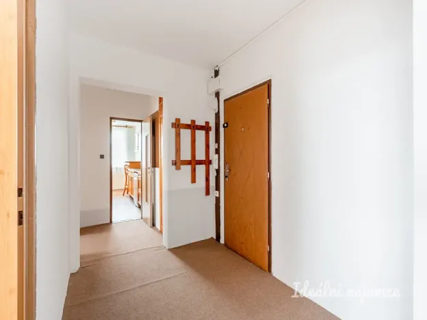 Pronájem bytu 3+1, Praha - Horní Měcholupy, Milánská, 82 m2
