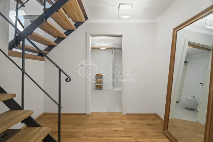 Prodej komerční nemovitosti, Praha - Ďáblice, Na terase, 470 m2