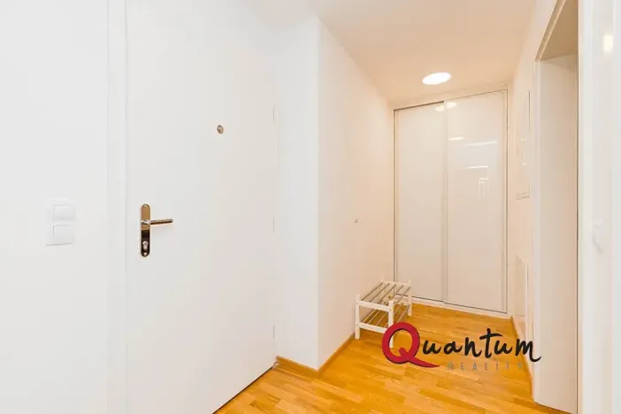 Pronájem bytu 2+kk, Praha - Hlubočepy, Devonská, 53 m2