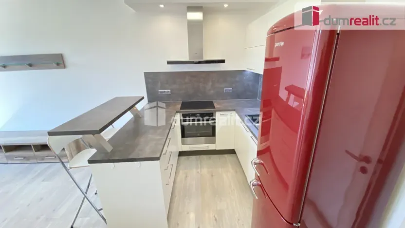 Pronájem bytu 2+kk, Praha - Modřany, Soukalova, 50 m2