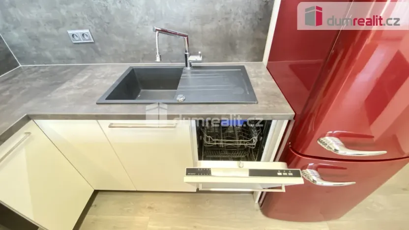 Pronájem bytu 2+kk, Praha - Modřany, Soukalova, 50 m2