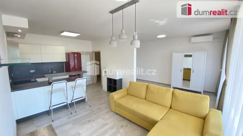 Pronájem bytu 2+kk, Praha - Modřany, Soukalova, 50 m2