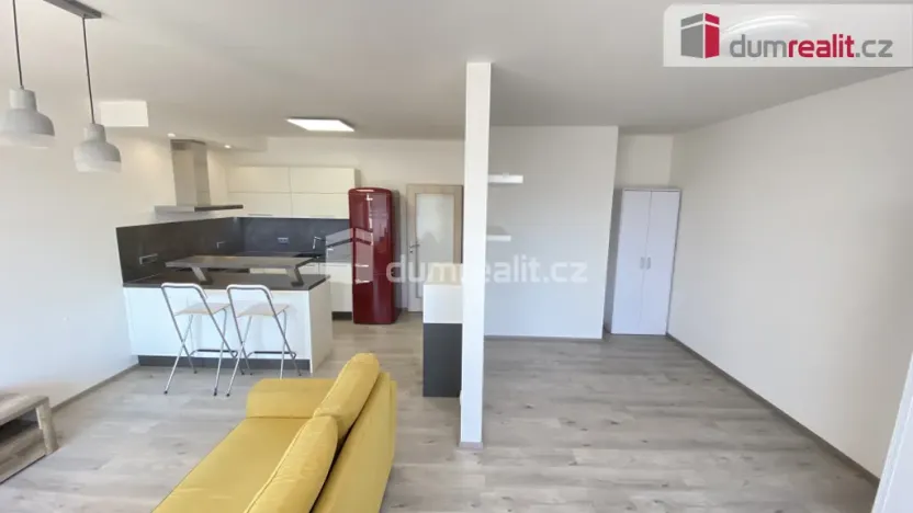 Pronájem bytu 2+kk, Praha - Modřany, Soukalova, 50 m2