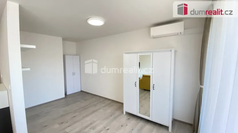 Pronájem bytu 2+kk, Praha - Modřany, Soukalova, 50 m2