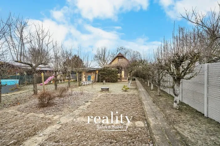 Prodej zahrady, Znojmo, 413 m2