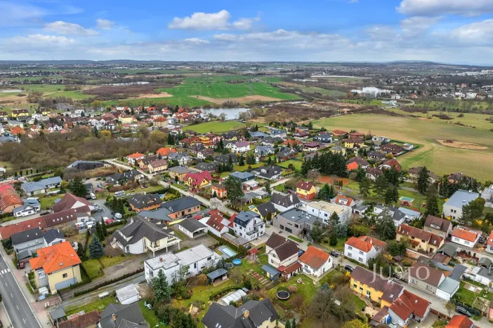 Pronájem bytu 2+kk, Praha - Šeberov, Na proutcích, 45 m2