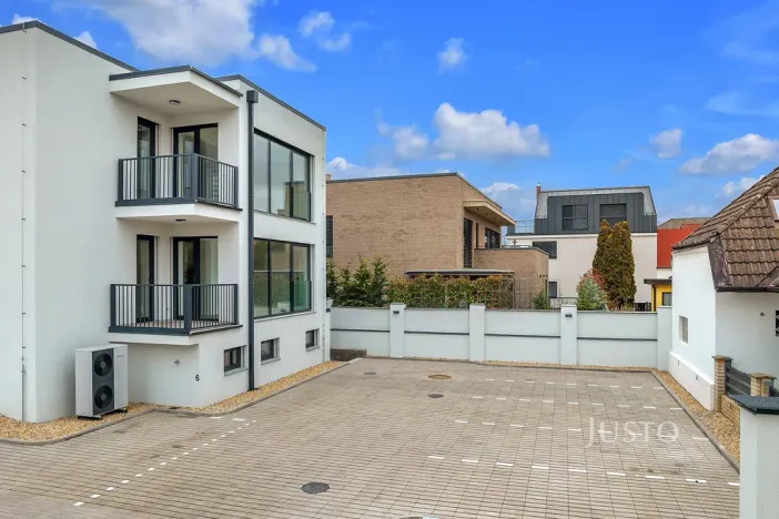 Pronájem bytu 4+kk, Praha - Šeberov, Na proutcích, 132 m2