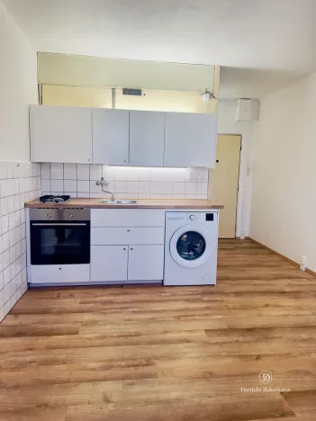 Pronájem bytu 1+1, České Budějovice - České Budějovice 7, Lidická tř., 37 m2