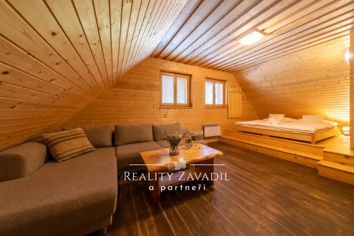 Prodej apartmánu, Klokočov, Slovensko, 866 m2