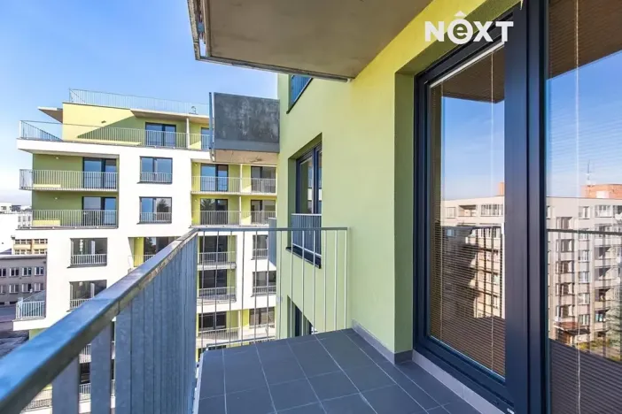 Pronájem bytu 2+kk, Pardubice, Boženy Vikové-Kunětické, 67 m2