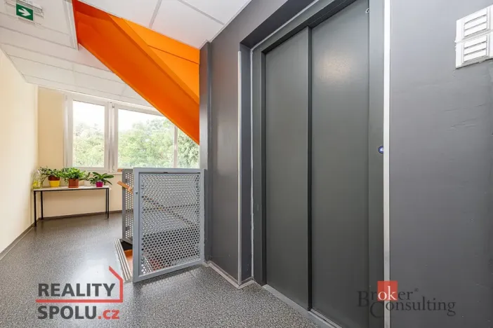 Pronájem bytu 2+kk, Praha - Záběhlice, Přespolní, 45 m2