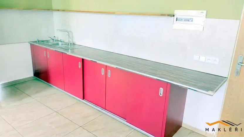 Pronájem kanceláře, Prostějov, nám. Svat. Čecha, 25 m2