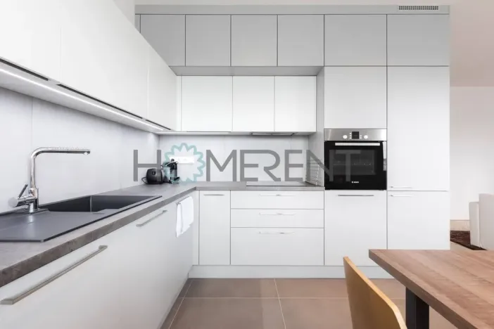 Pronájem bytu 3+kk, Praha - Vršovice, náměstí Svatopluka Čecha, 72 m2