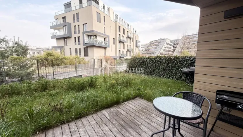 Pronájem bytu 2+kk, Praha - Libeň, Menclova, 58 m2