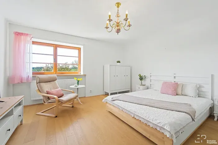 Prodej rodinného domu, Slapy, 309 m2