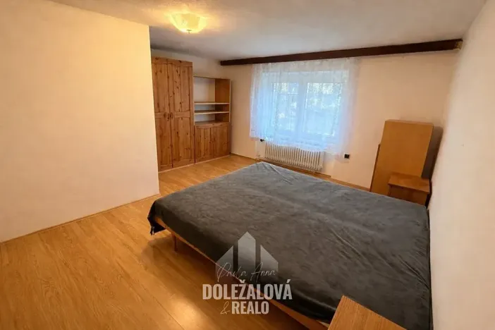 Pronájem bytu 2+1, Číhalín, 70 m2