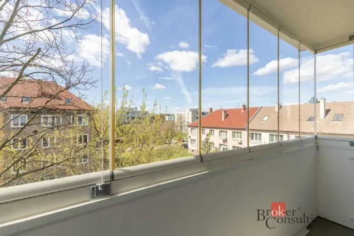 Prodej bytu 3+1, Břeclav - Poštorná, Hájová, 74 m2