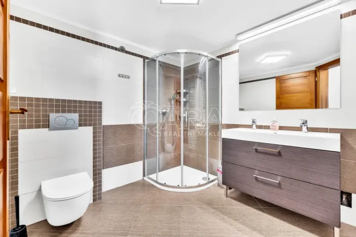 Prodej ubytování, Mikulov, Gagarinova, 712 m2