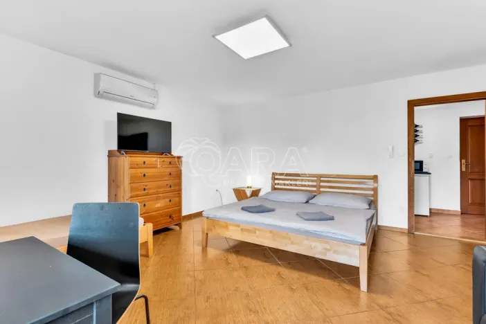 Prodej ubytování, Mikulov, Gagarinova, 712 m2